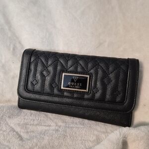 Guess Black Quilted Trifold Wallet Gold Logo "EST. 1981" Saffiano Leatherette